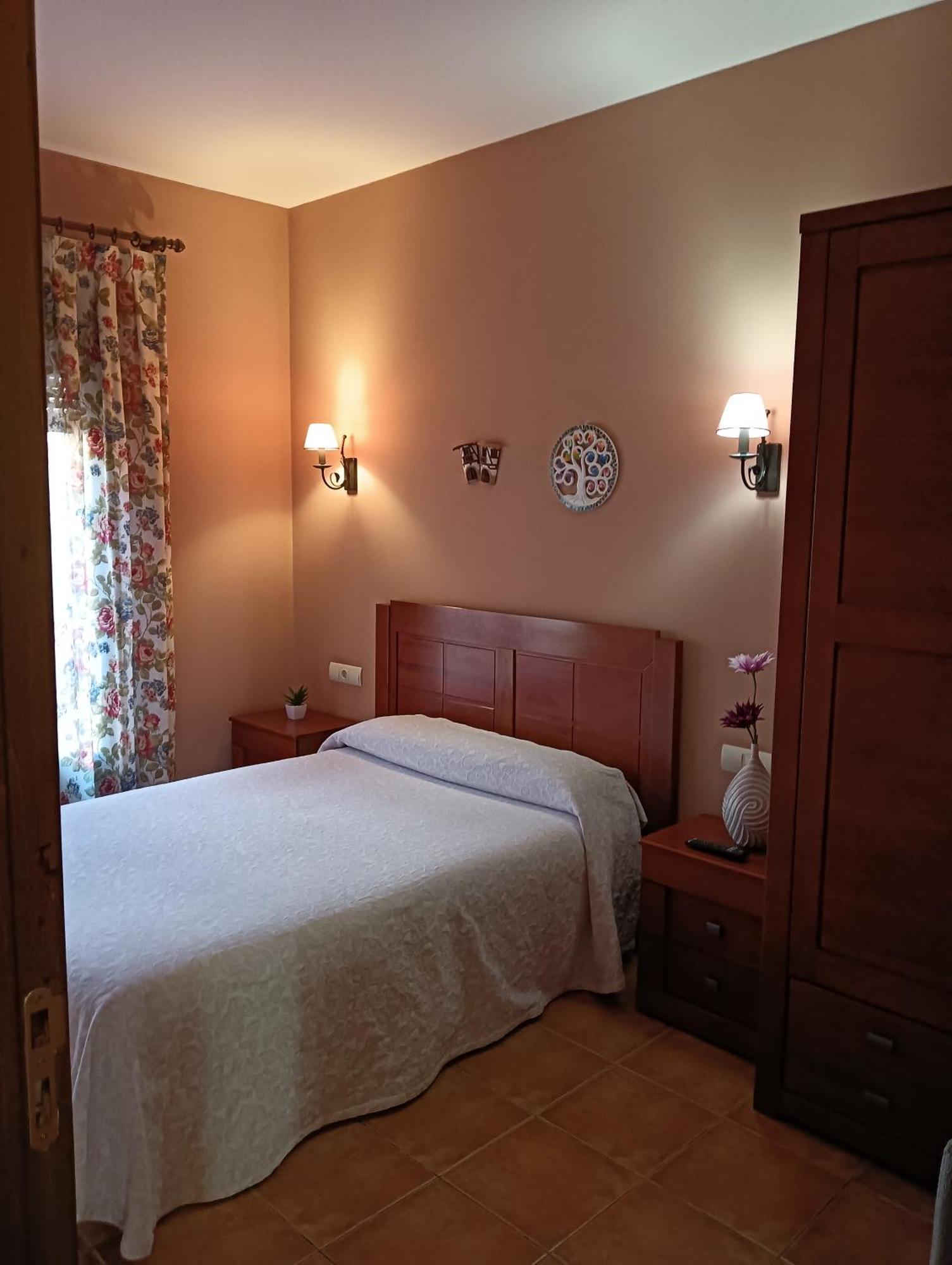 Hostal Sol De La Vega الباراثين المظهر الخارجي الصورة